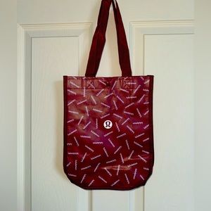 New LULULEMON Burgundy GRAPHIC LOGO Reusable Shopping Lunch Bag Small